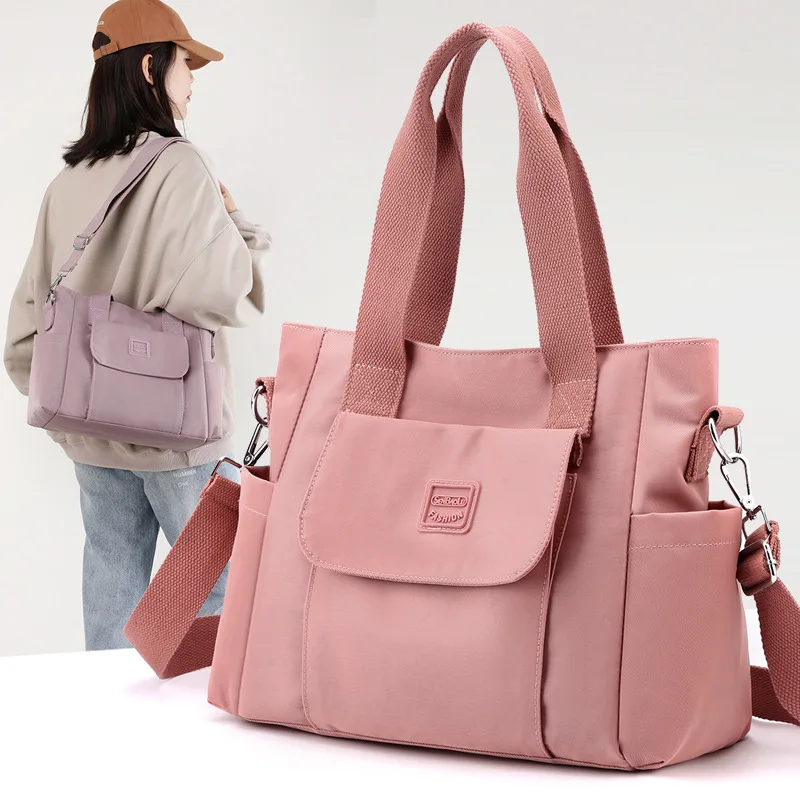 Женская корейская модная сумка 2023 года, большой емкости, повседневная и простая, однотонная, может использоваться как на одно плечо, так и через плечо