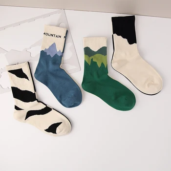Модные женские хлопчатобумажные носки в стиле A / B с асимметричным рисунком, уличные дышащие носки в стиле харадзюку, спортивные носки для пар