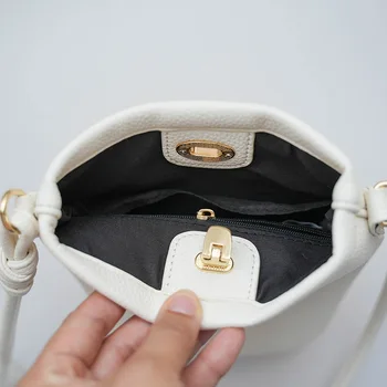 Трендовые новые Мини-сумки-ведра в корейском стиле для женщин, маленькие сумки через плечо для девочек, женская простая сумка для мобильного телефона и кошелек Bolsa Feminina 4