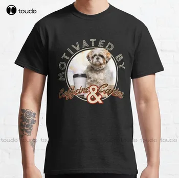 Мотивированный кофеином И Собаками - Классическая футболка для собак Tshirt Для мужчин, изготовленные на заказ футболки Aldult для подростков, Унисекс с цифровой печатью, Новые 0